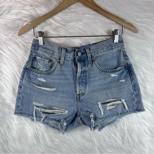 Levi button fly denim jean shorts size 27